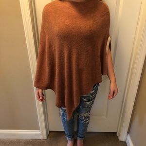 Sweater Poncho;Size: OSFA; mint condition